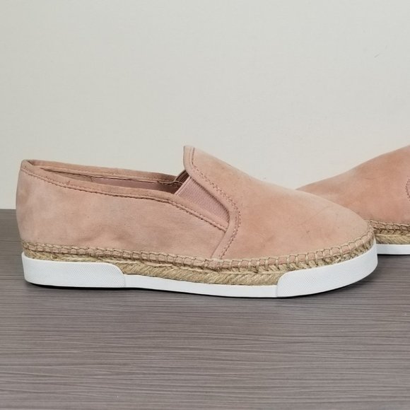 Vince Camuto Tambie Slip-on Sneaker, Light Pink Suede, Womens Size 6 M / 36.5 - Picture 7 of 10